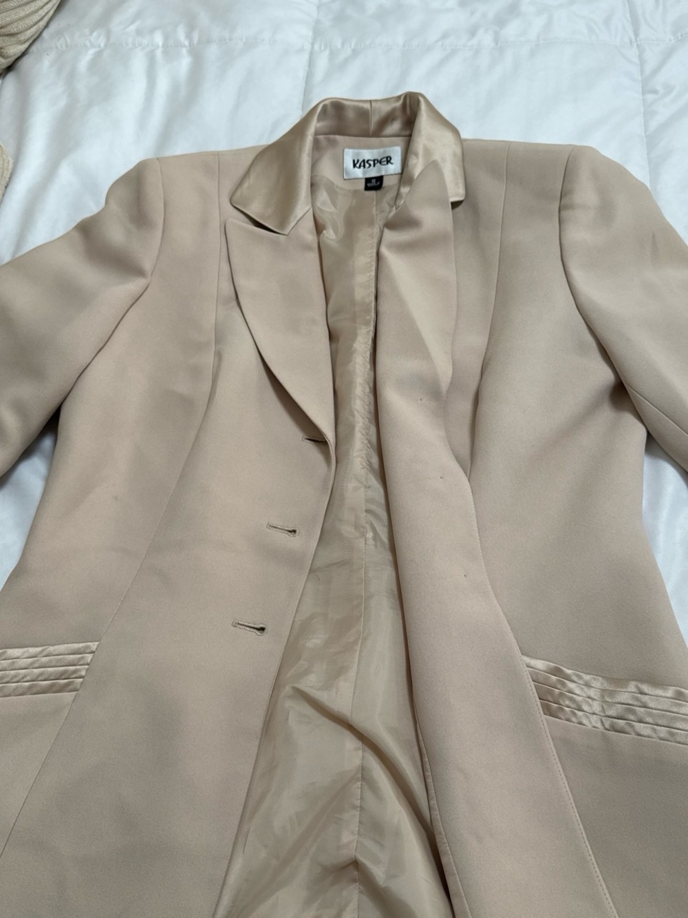 Kasper Light Beige Single-Breasted Women's Blazer